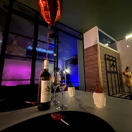 Cosy Jacuzzi Parking Privee Apartament *